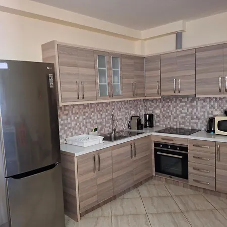 Alexander Apartment *