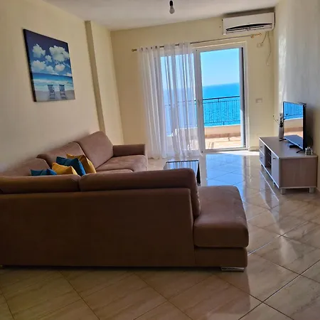 Alexander * Sarandë