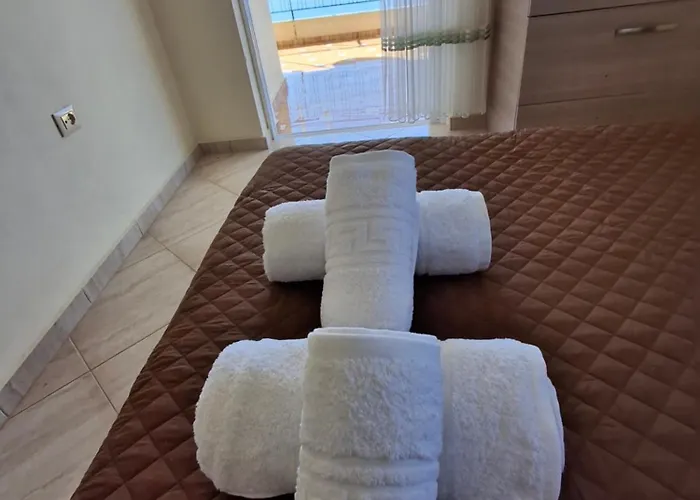 Alexander Appartamento Sarandë